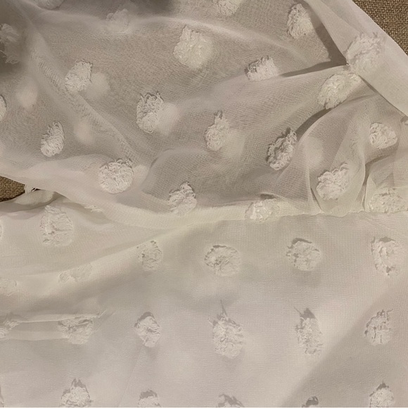 Altered State cropped wrap top with v-neck and banded bottom. Size Small - Picture 6 of 6